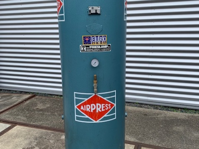 4270357 1.jpg